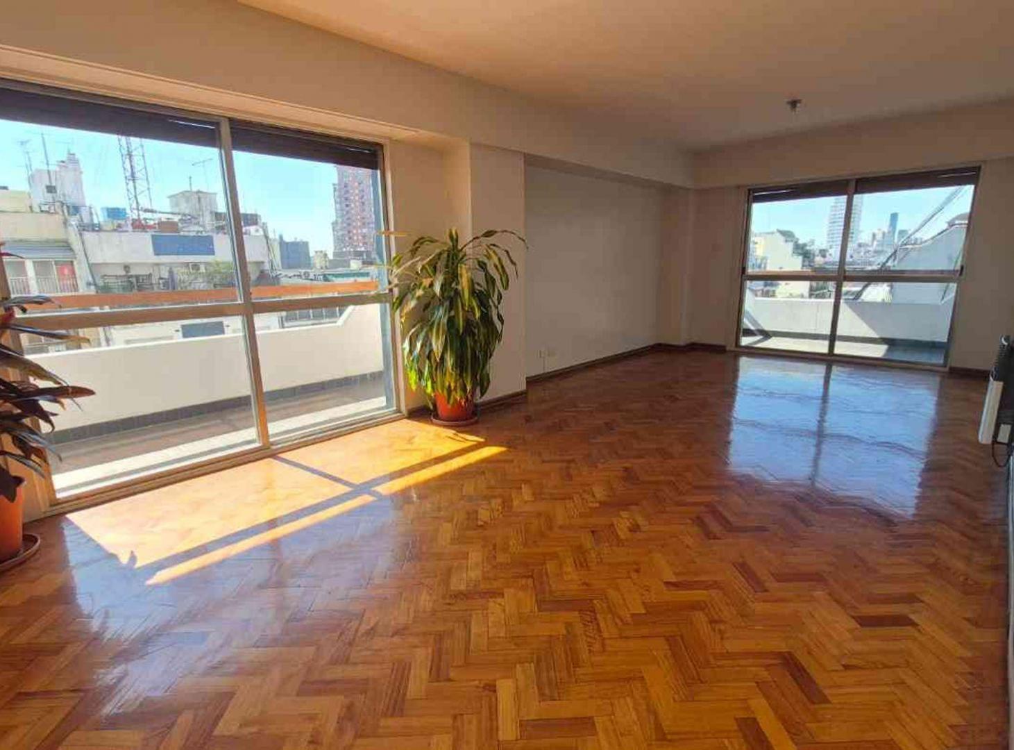 Foto de VENTA DEPTO 5AMB-PALERMO-DOBLE BALCON-MUY LUMINOSO, imagen 5