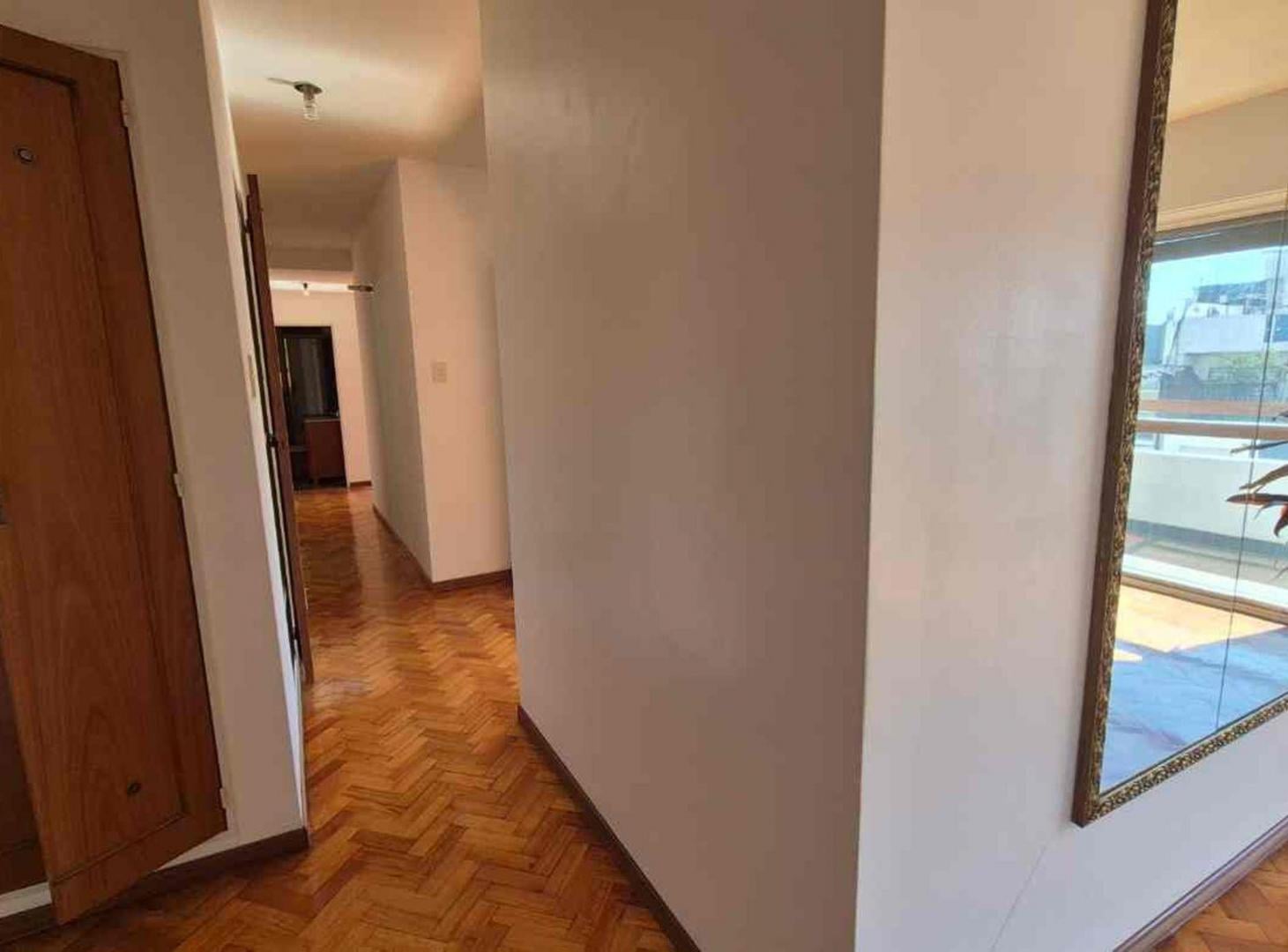 Foto de VENTA DEPTO 5AMB-PALERMO-DOBLE BALCON-MUY LUMINOSO, imagen 3