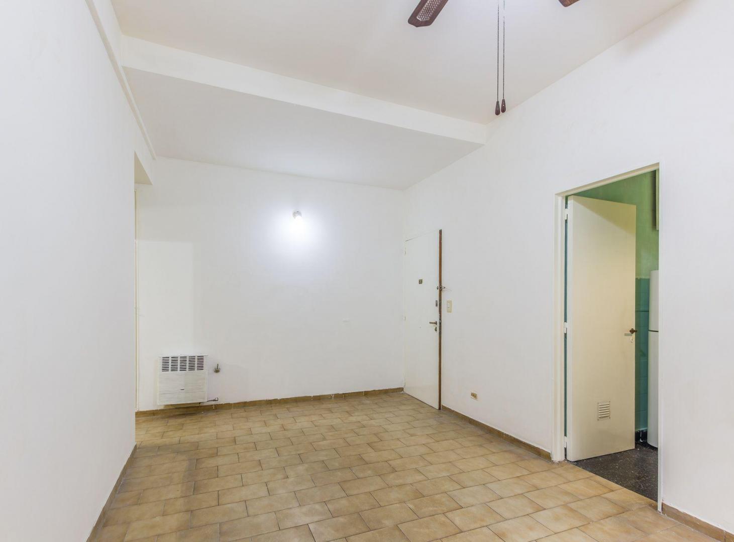 Foto de VENTA 2 AMB ALMAGRO, imagen 4