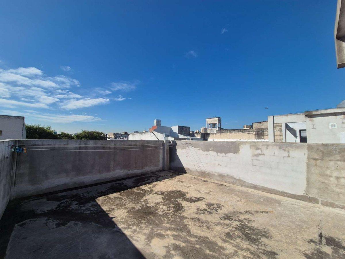 Foto de Venta PH 2 Ambientes en Villa Luro terraza propia, imagen 1