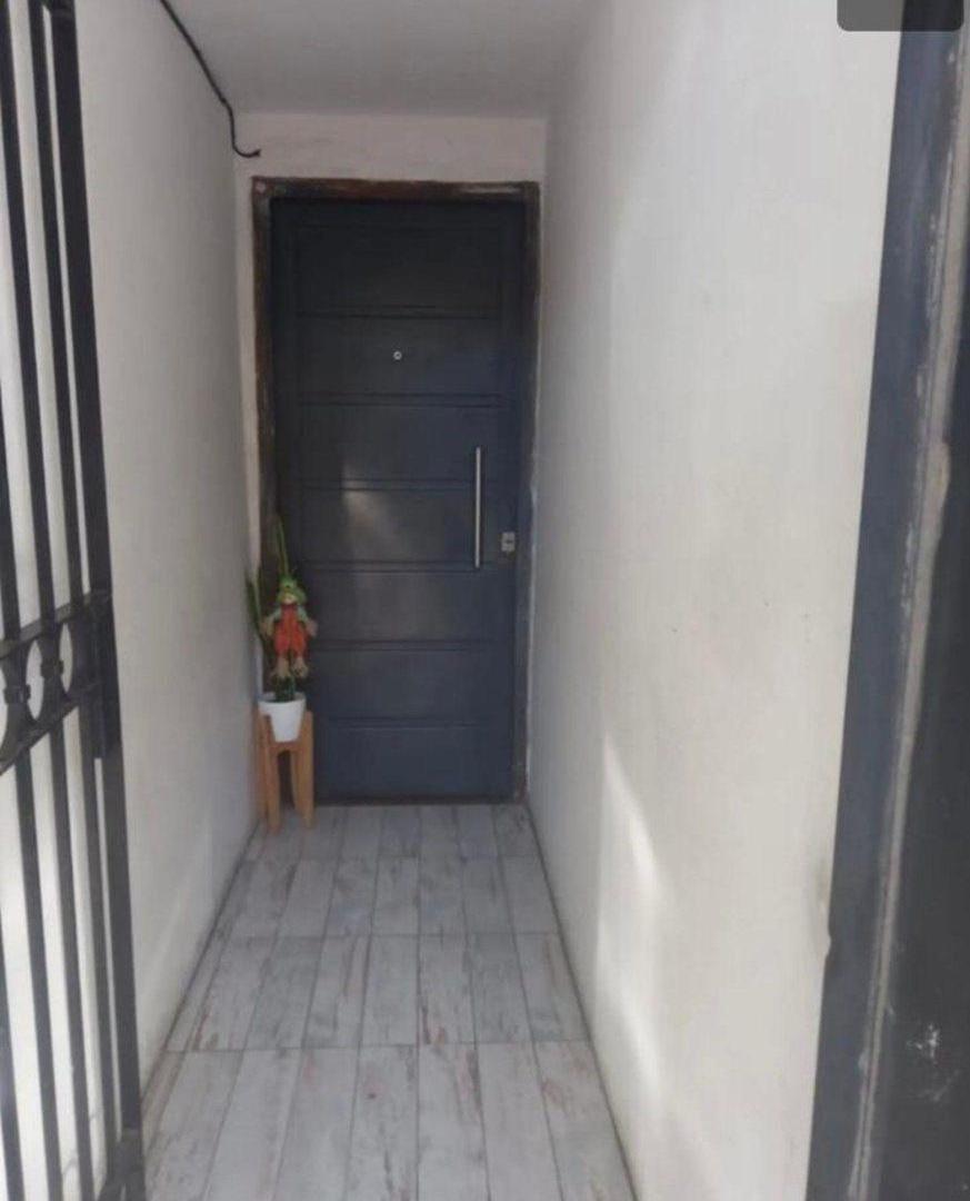 Foto de LOCAL Y 2 PH USO COMERCIAL/VIVIENDA - MATADEROS, imagen 4