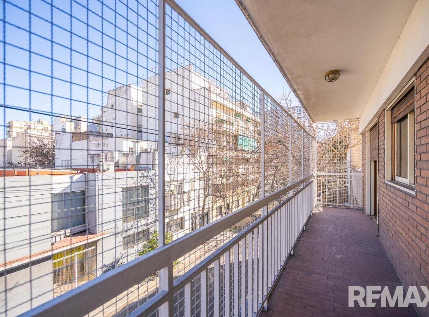 Foto de VENTA DEPARTAMENTO 4 AMBIENTES COCHERA FLORESTA, imagen 3