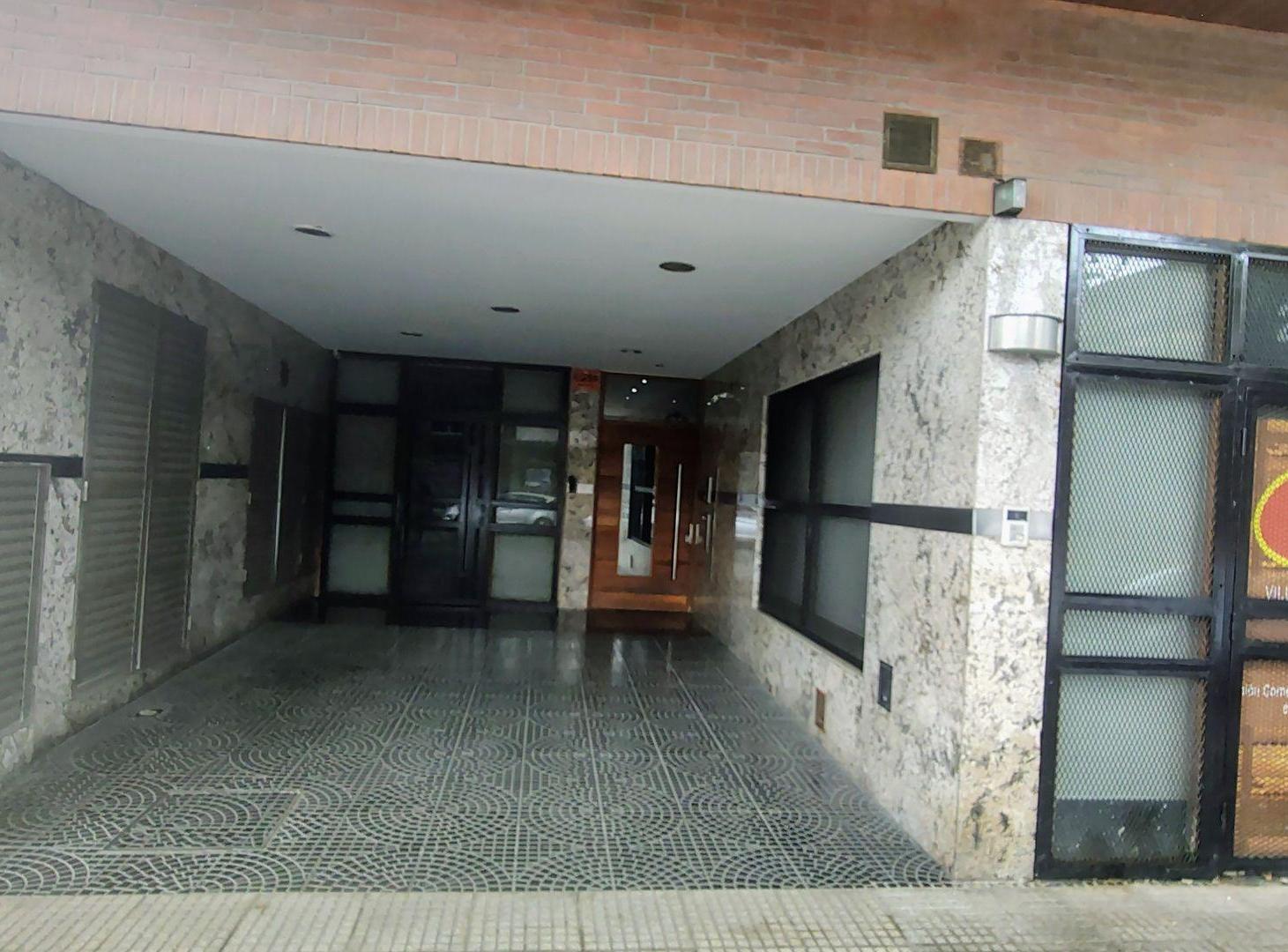 Foto de VENTA 2 AMB BALCON AL FRENTE 74m2 VILLA DEL PARQUE, imagen 4