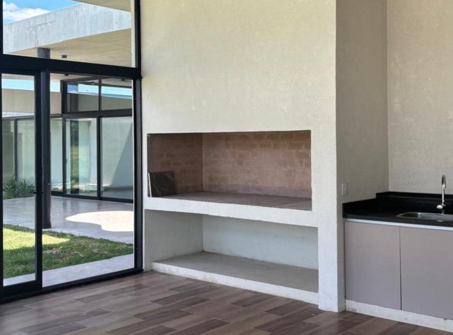 Foto de ESTANCIAS VILLA MARÍA |CASA 6 AMBIENTES A ESTRENAR, imagen 2