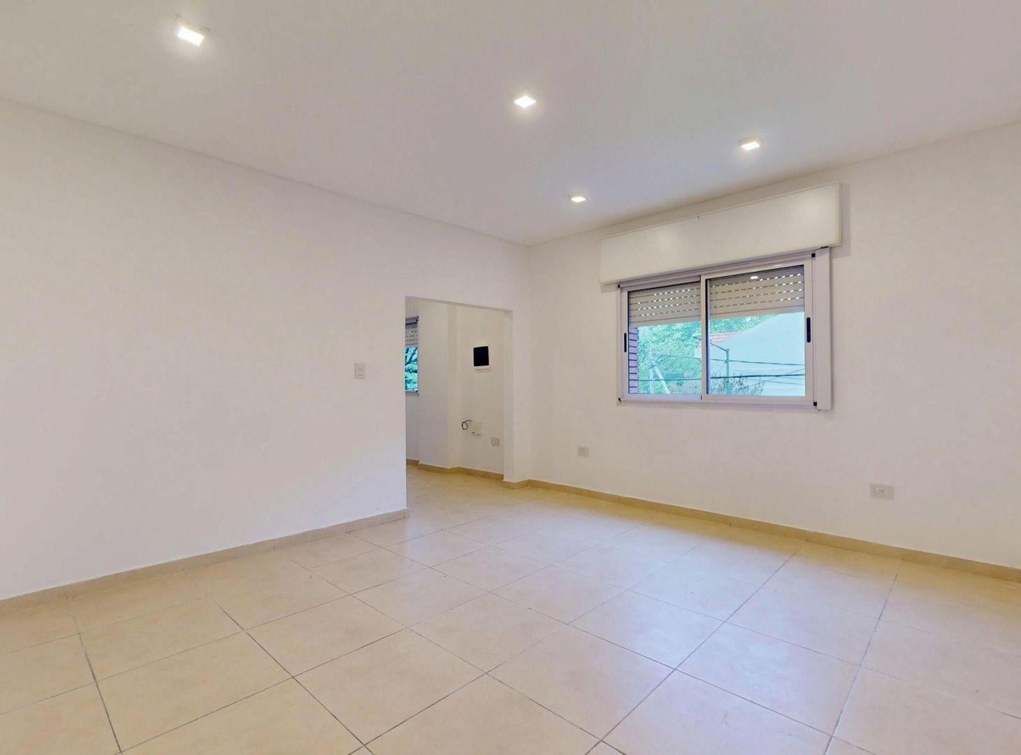 Foto de PH de 3 Ambientes en VENTA en BANFIELD con PATIO, imagen 5