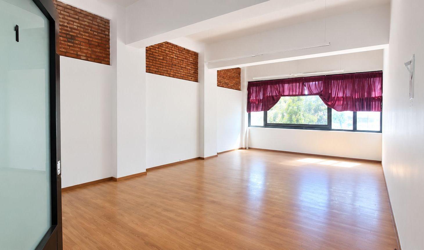 Foto de VENTA LOCAL OFICINA 232M2 RAMOS MEJIA GALERIA, imagen 4
