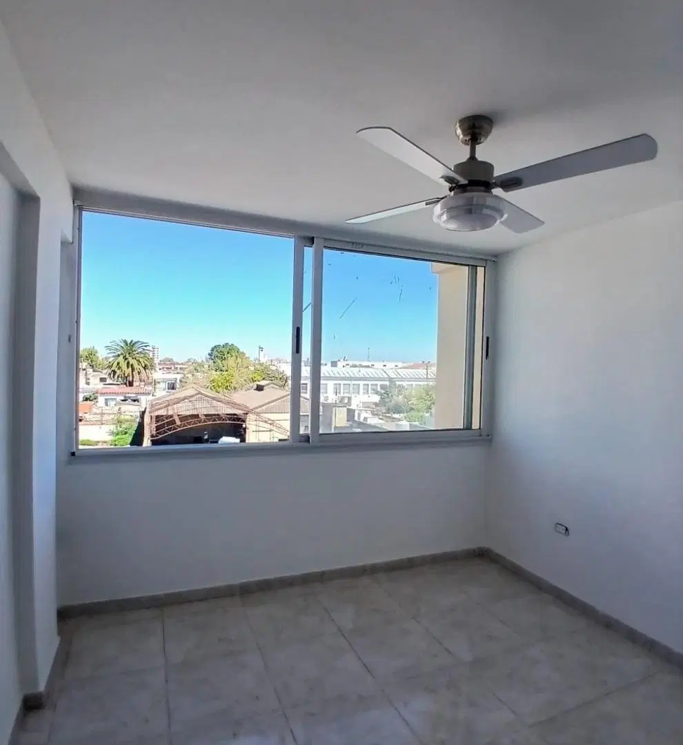 DEPARTAMENTO 2 AMBIENTES - AVELLANEDA, GRAN BS. AS. SUR 4