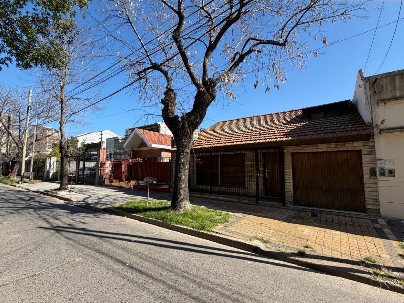 Foto de CASAS - CASA - LANÚS - OESTE, GRAN BS. AS. SUR, imagen 1