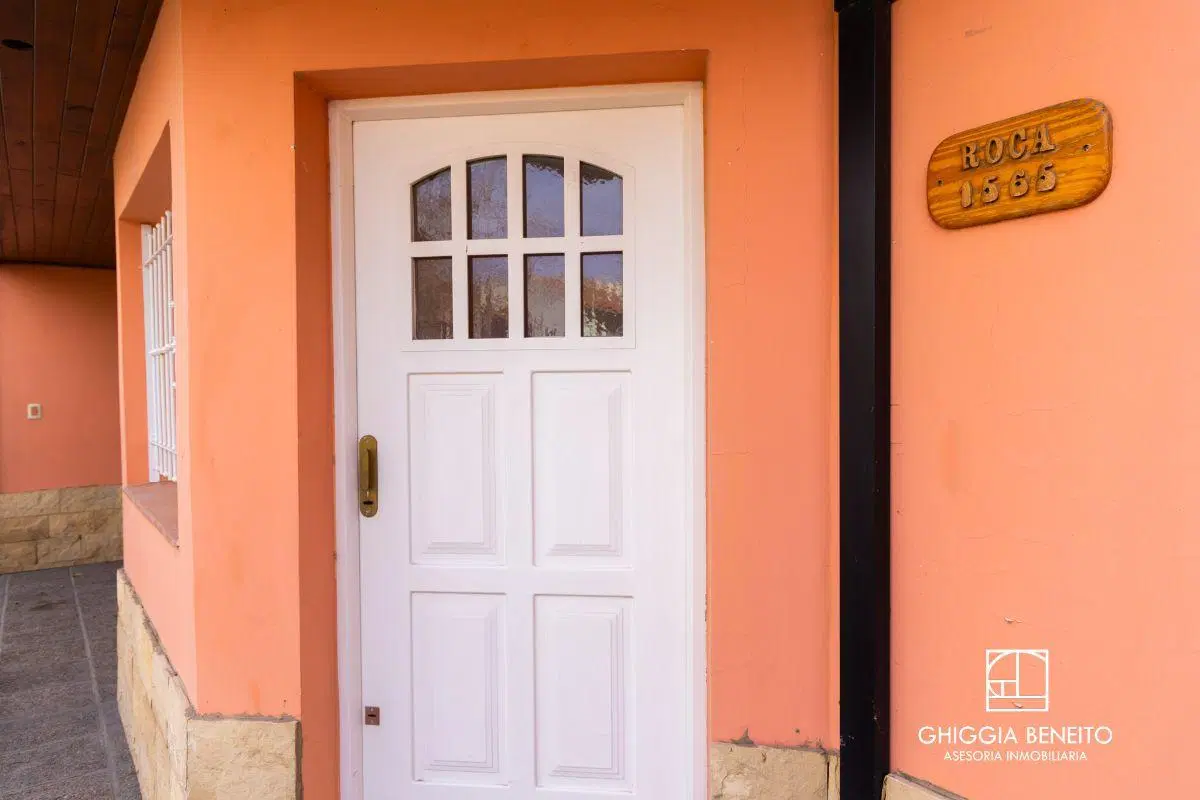 Casa 3 dorm /Estudio VENTA en Roca 1565 Barrio Cumelen 5