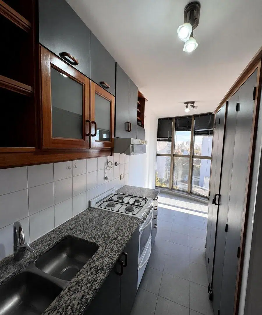 13 e/ 44 y 45 Nº632 Piso 7ºB 5