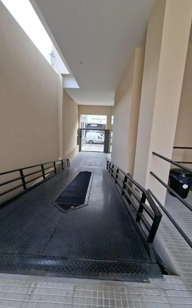 Piso en edificio Rodericus de categoria de 3 dormitorios y cochera 5