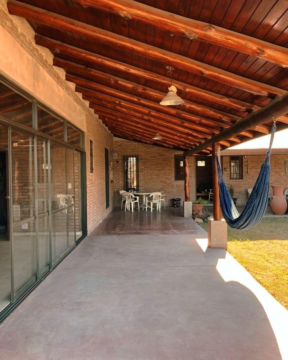 Preciosa Casa en Venta. Playas de Oro 4
