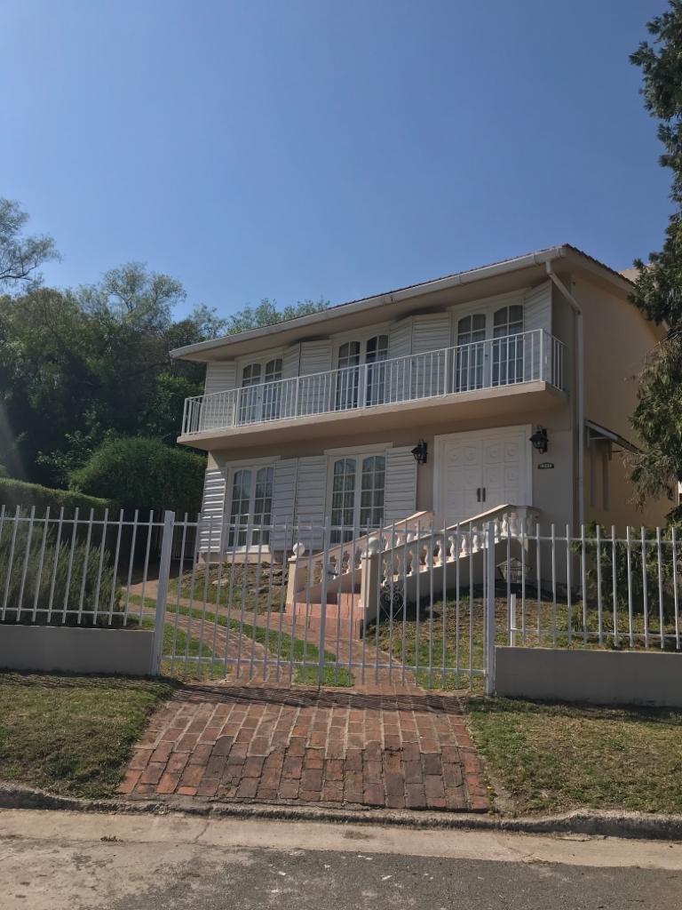 Villa Carlos Paz, Casa en Venta. Vista Privilegiada. B° Resindencial 1