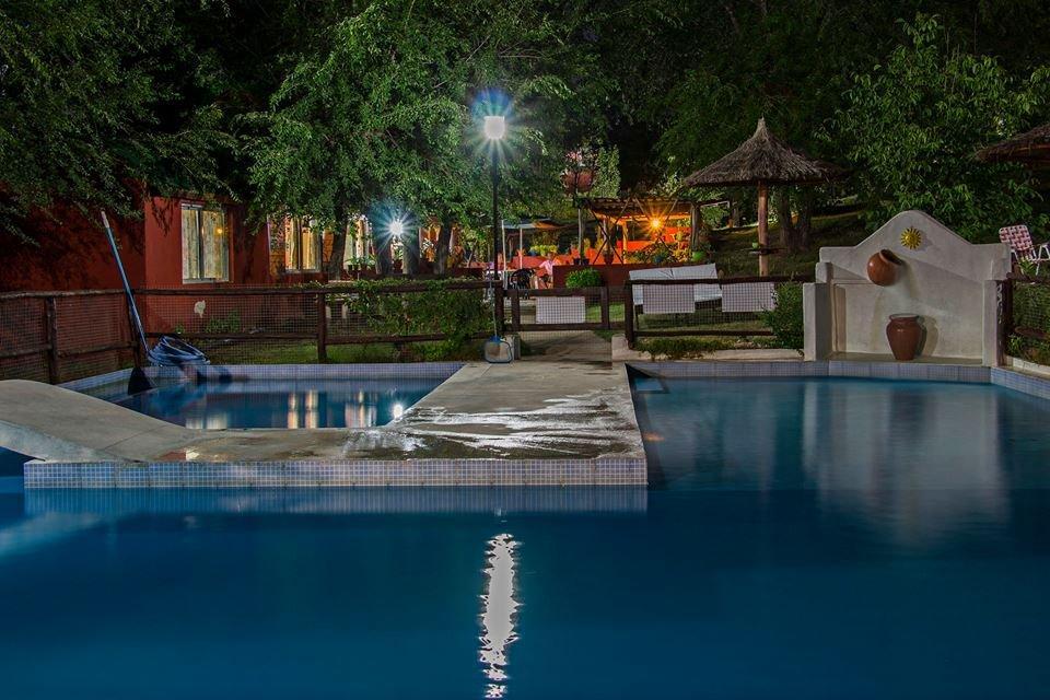 Complejo de Diez Cabañas. Villa Parque Siquiman. 5