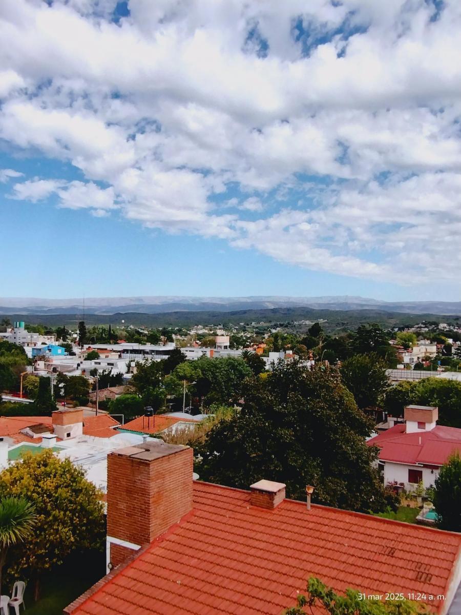 Villa Carlos Paz. Hermoso Departamento en Venta C/ Coch. B° Malvinas. 2