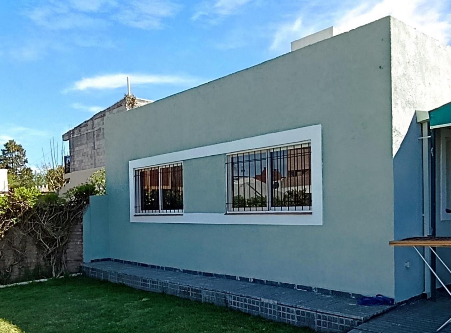 Foto de En B°Miguel Muñoz, casa más dos depatamentos de un dormitorio., imagen 1