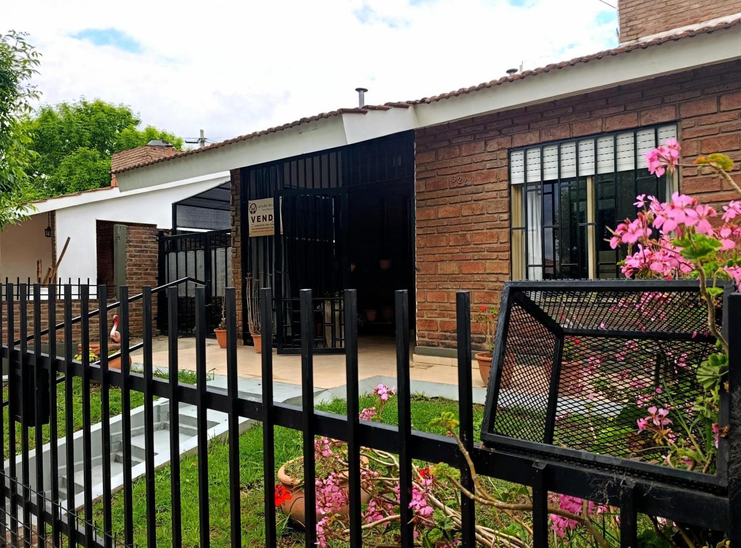 Foto de Casa en venta B° Malvinas, Villa Carlos Paz. Excelente ubicación, imagen 1