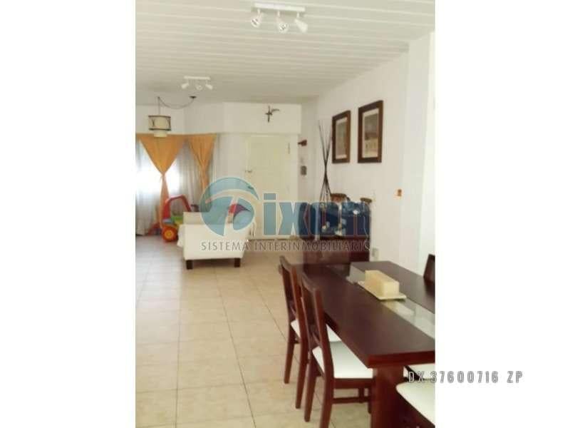 Beccar - Casa Venta USD 200.000