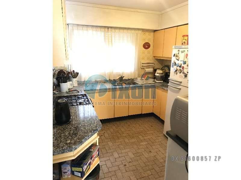 Foto de RESERVADO - Martínez - Casa Venta USD 310.000, imagen 2