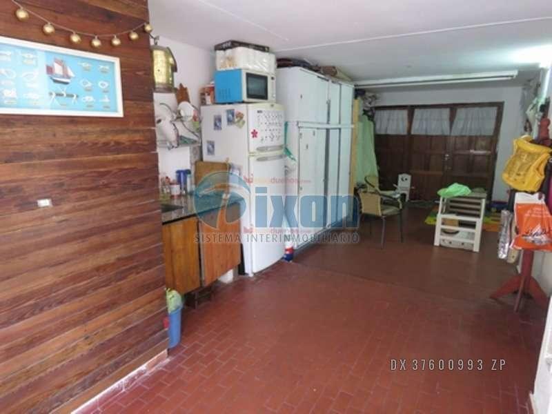 Martínez - Casa Venta USD 246.000