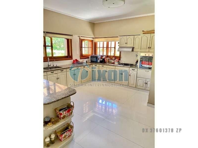 Lomas de San Isidro - Impecable Casa en Venta o Alquiler 4