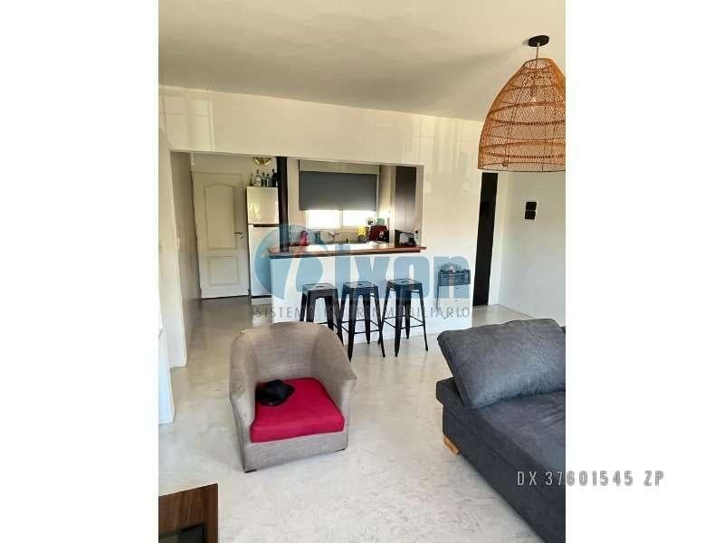 Foto de Martínez - Casa Multifamiliar - 3 unidades - Prox. Plaza- Venta USD, imagen 4