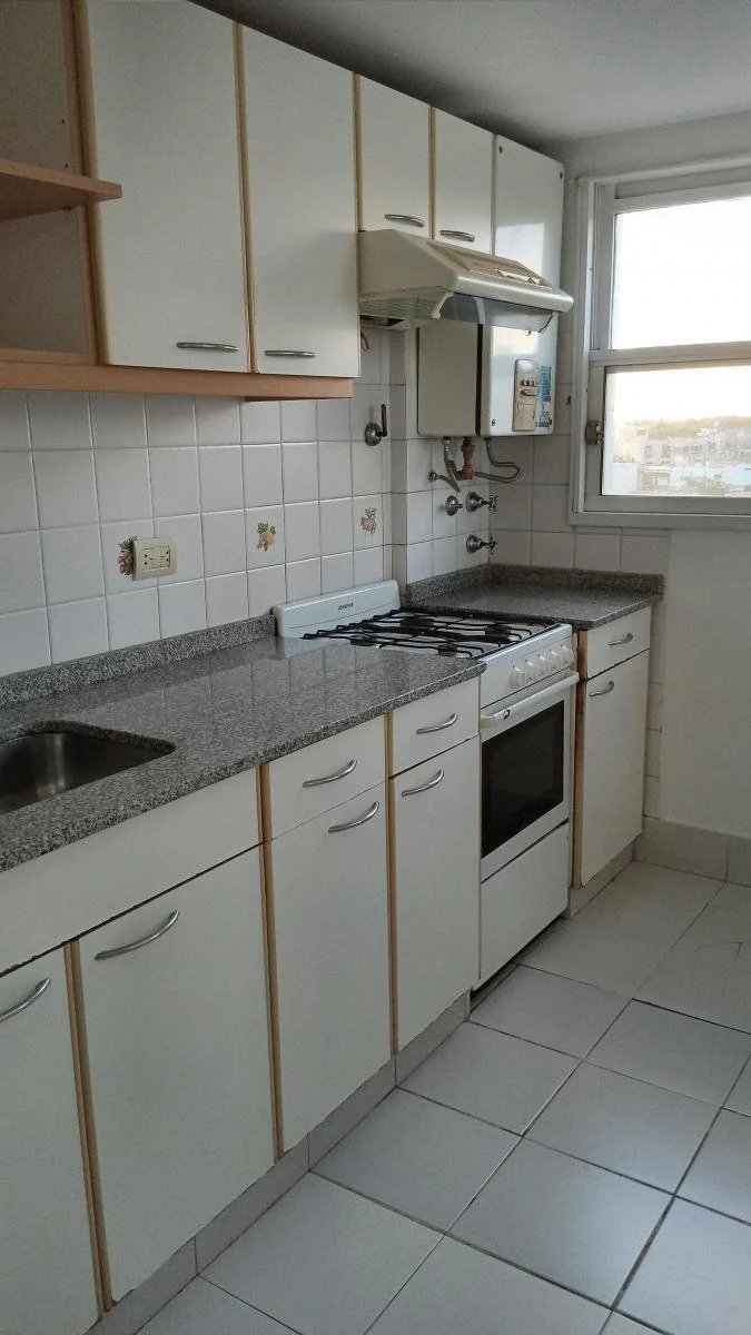 Excelente Departamento 3 Amb. en Beccar 1