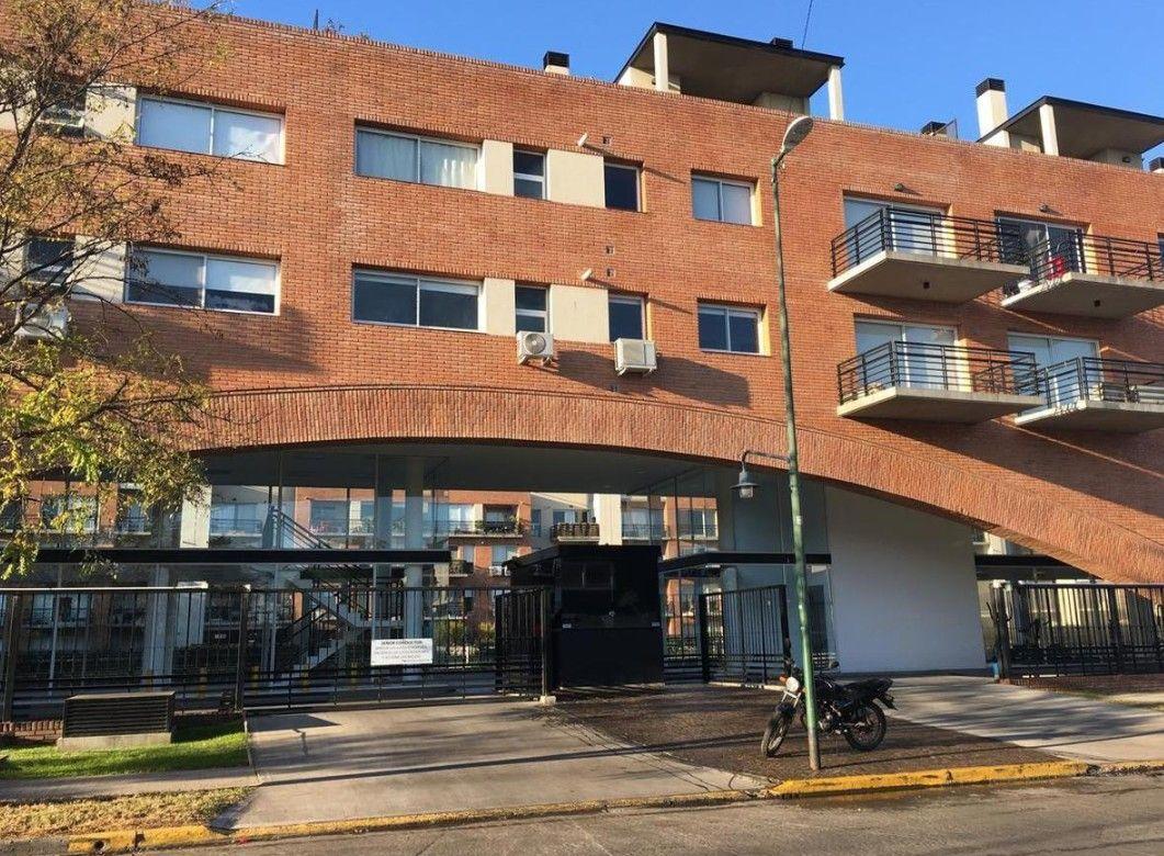 Beccar plaza, impecable depto. 2 dorm (suite), balcón, parrilla, terraza, cochera, amenities
