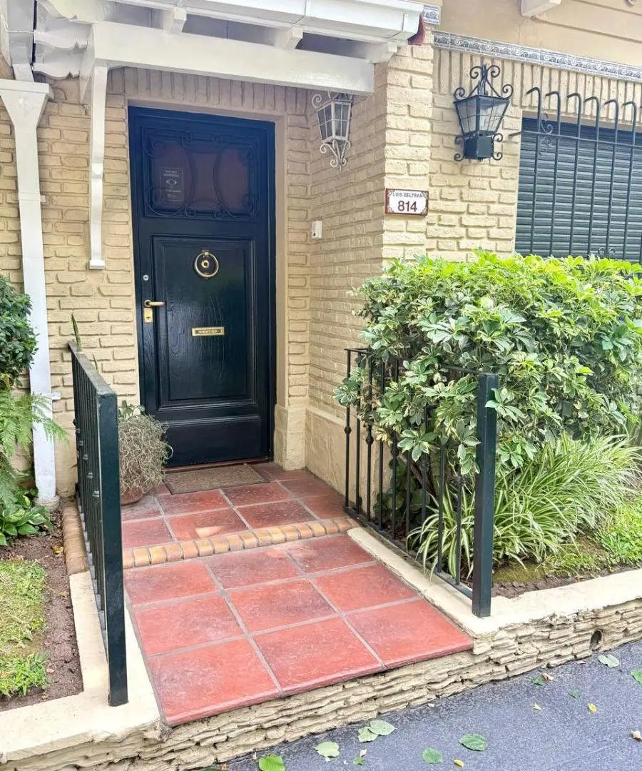 IMPECABLE CASA, A METROS DEL HIPODROMO, 3 dorm (2 en P.B.), 2 BAÑOS, PATIO Y TERRAZA 5