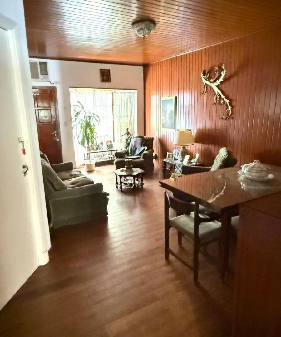 EN EXCELENTE ENTORNO, CASA 3 DORM, HERMOSO PATIO, GARAGE 2
