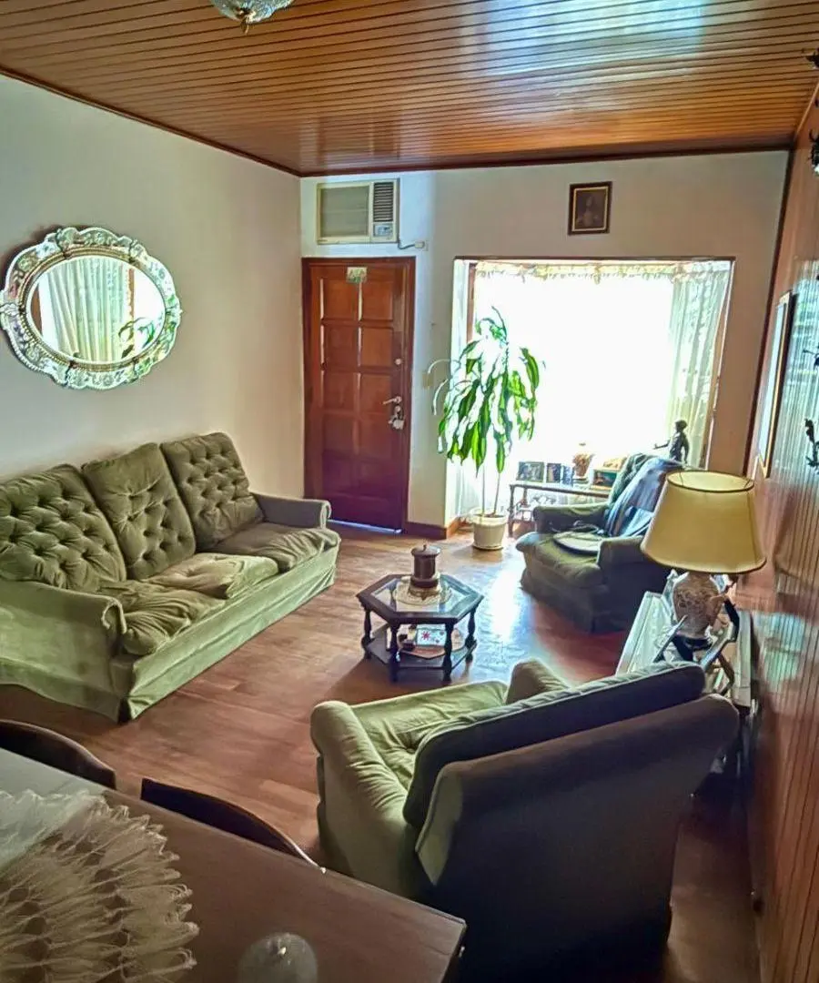 EN EXCELENTE ENTORNO, CASA 3 DORM, HERMOSO PATIO, GARAGE 3
