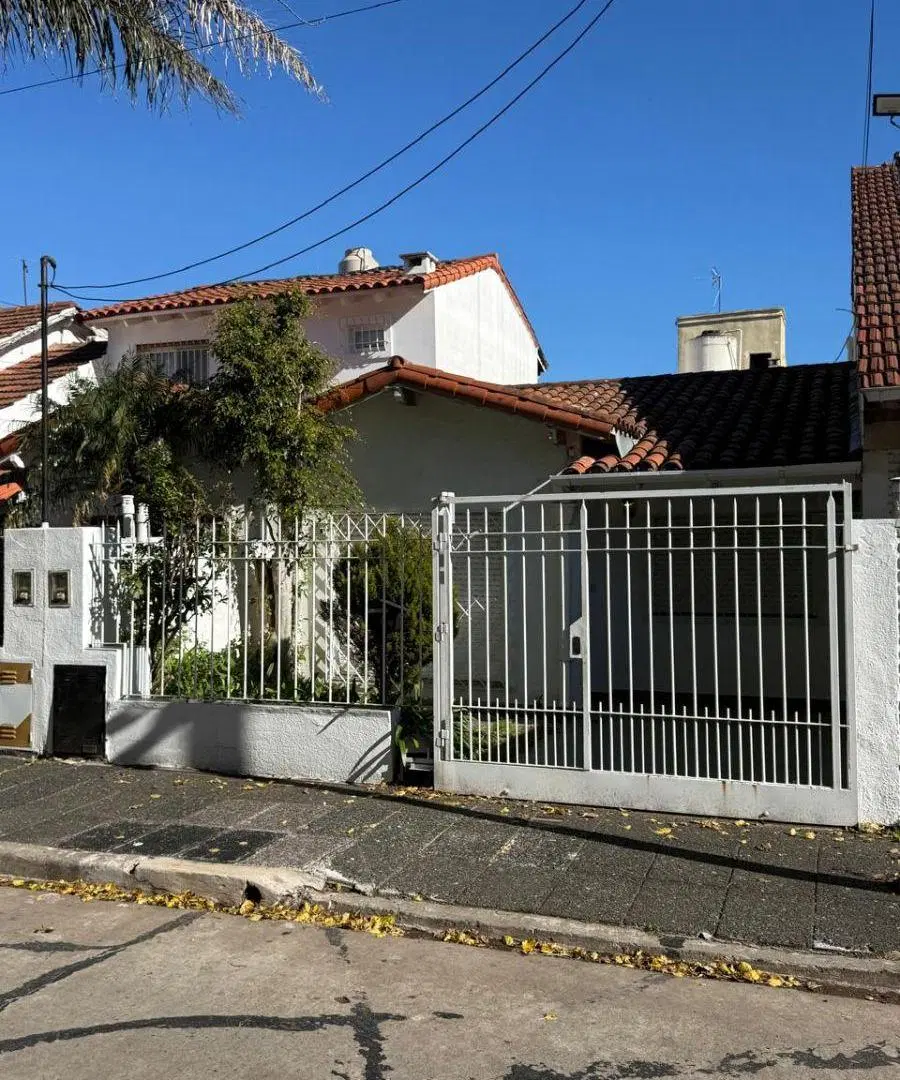 OPORTUNIDAD! CASA EN 1 PLANTA, 6 METROS DE ANCHO CON LINDO PATIO Y TERRAZA 3