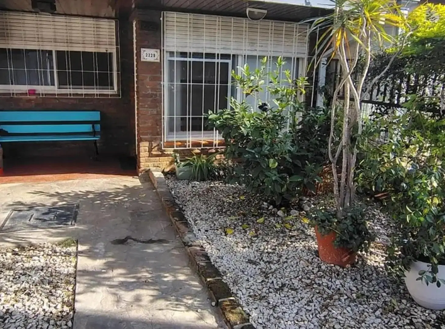 OPORTUNIDAD! DUPLEX LOTE 5 X 30, 3 DORMITORIOS (UNO EN P.B.), 2 BAÑOS, COCHERA 3
