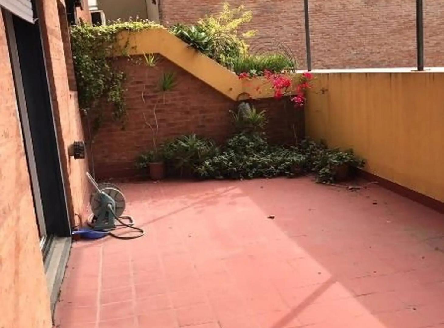 Foto de IMPECABLE DEPTO DE 2 AMB CON TERRAZA PROPIA!, imagen 3