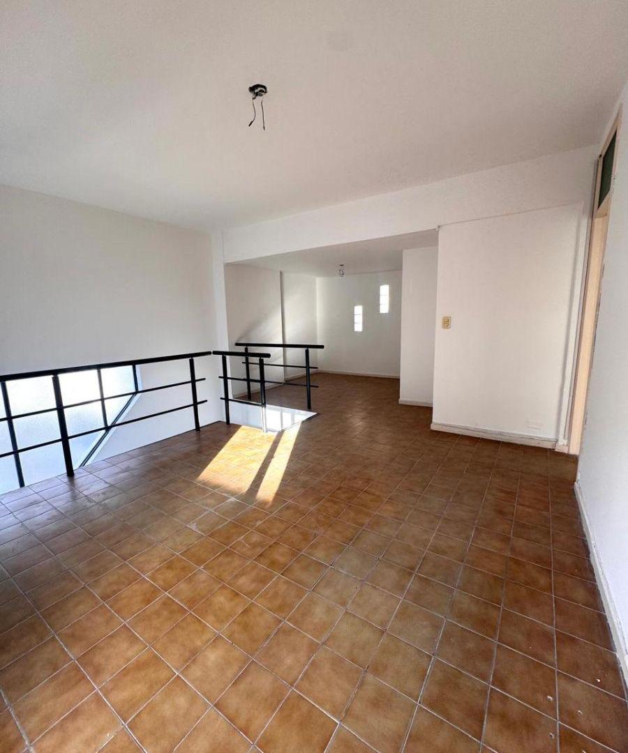 Foto de ALQUILER PH EN PLANTA ALTA - 3 DESPACHOS, SOLO APTO PROFESIONAL - SIN, imagen 5