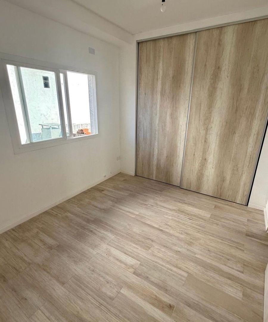 Foto de Excelente duplex a estrenar! 2 domitorios (suite) play, jardin, cochera, imagen 5