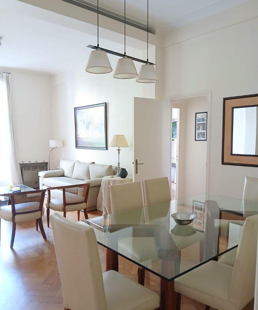 Venta - o Alquiler -92 m² - 2 Dormitorios con dependencia en Plaza San Martín.