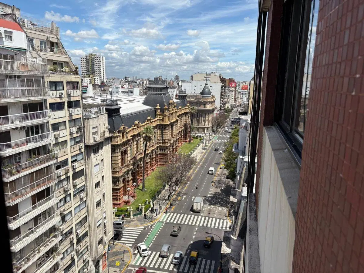 ALQUILER - Recoleta - 3 Ambientes - Piso 12 - Muy Luminoso 2