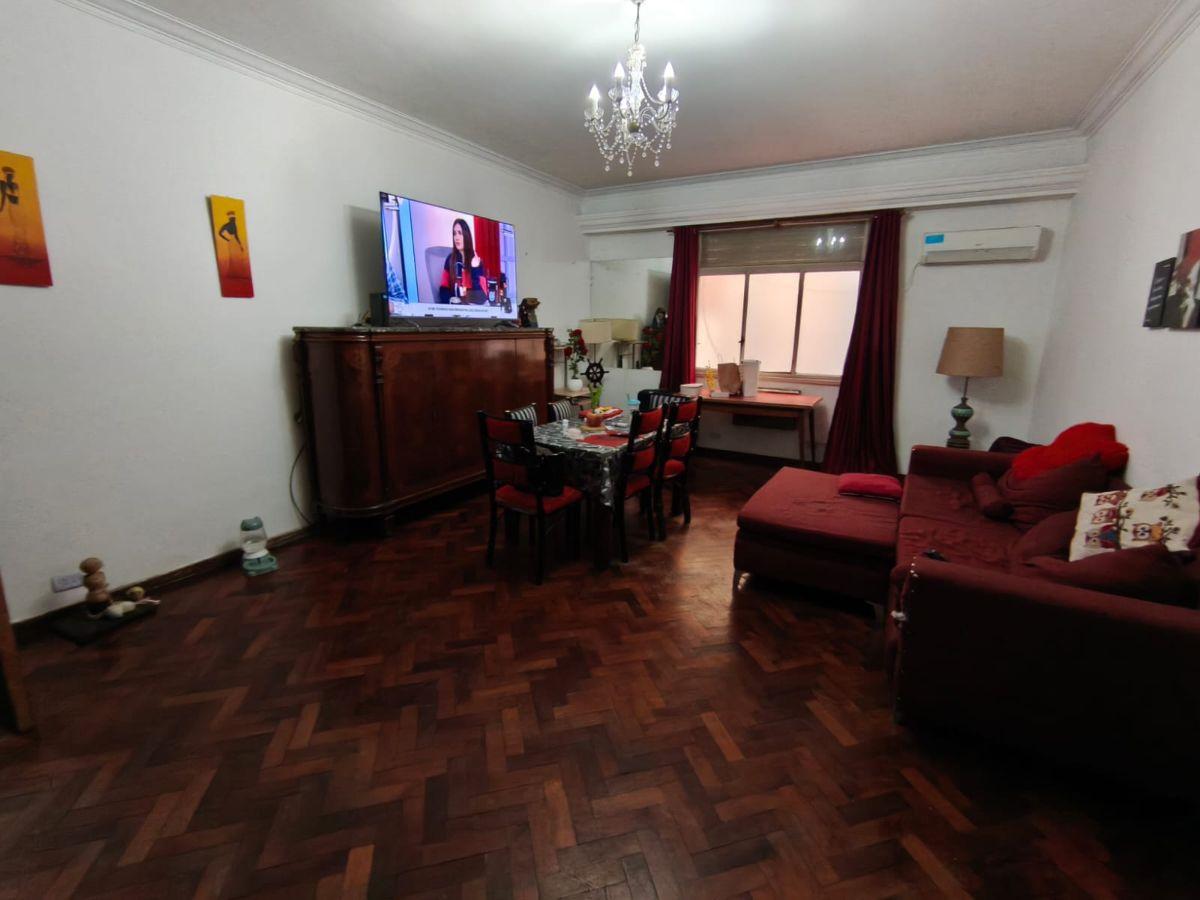 Foto de VENTA - SAN NICOLAS - 5 AMBIENTES CON 3 PATIOS - CALLAO Y CORRIENTES, imagen 4