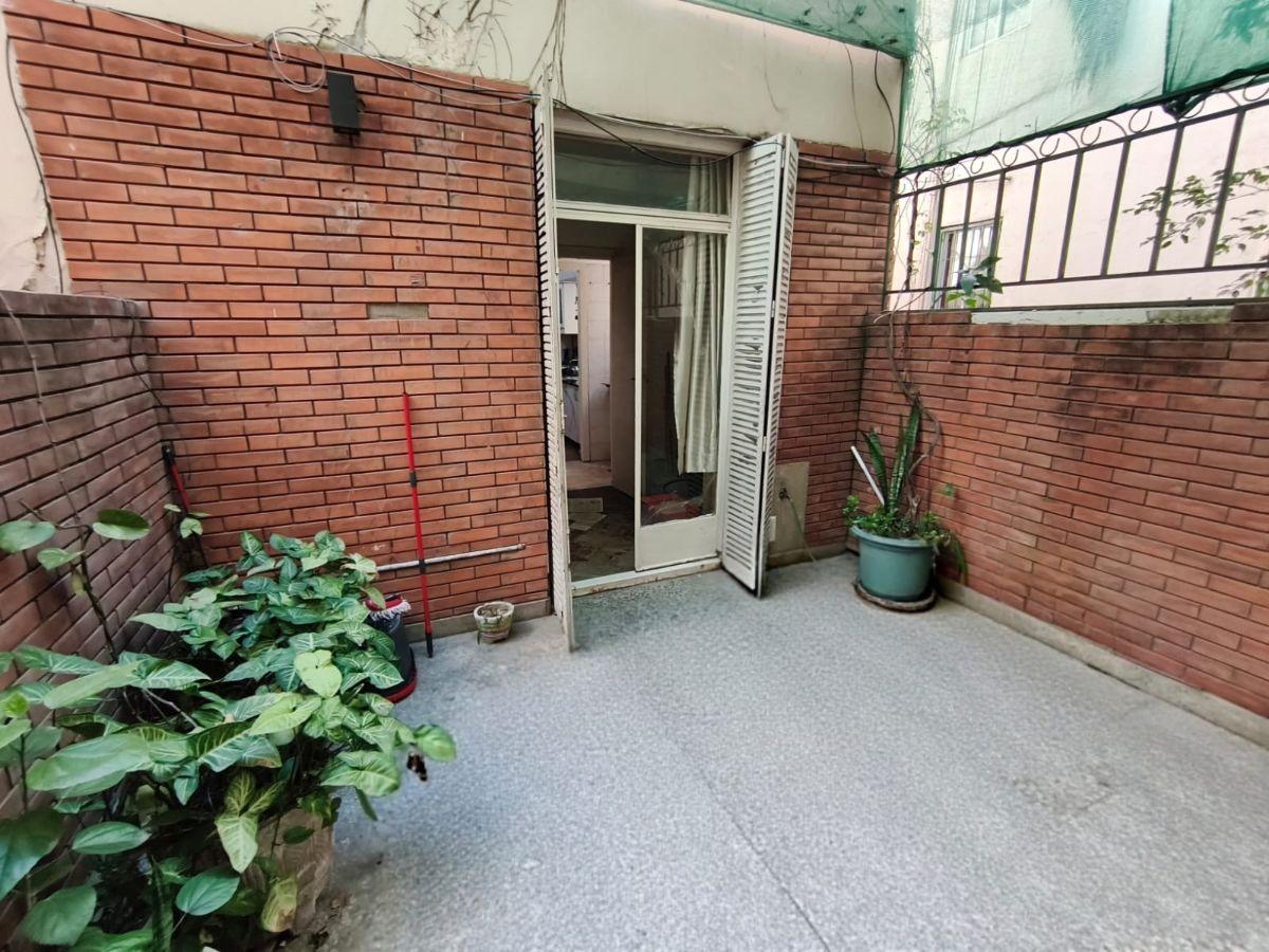 Foto de VENTA - SAN NICOLAS - 5 AMBIENTES CON 3 PATIOS - CALLAO Y CORRIENTES, imagen 1
