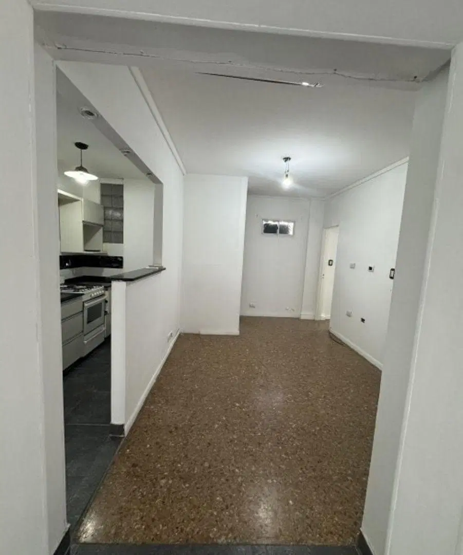 EXCELENTE 2 AMBIENTES A METROS DE AVENIDA MONTES DE OCA 1