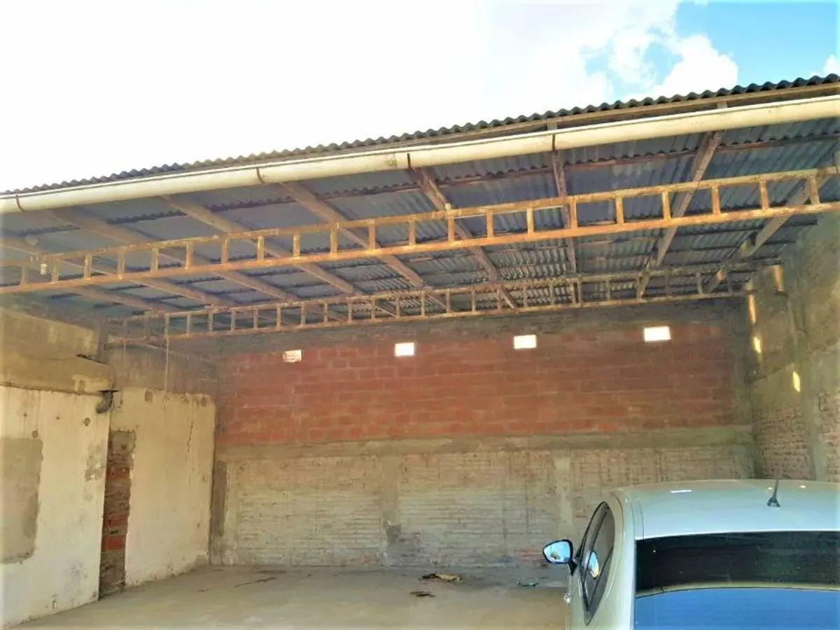 Terreno de 213 m² en venta en Parque Bernal 5
