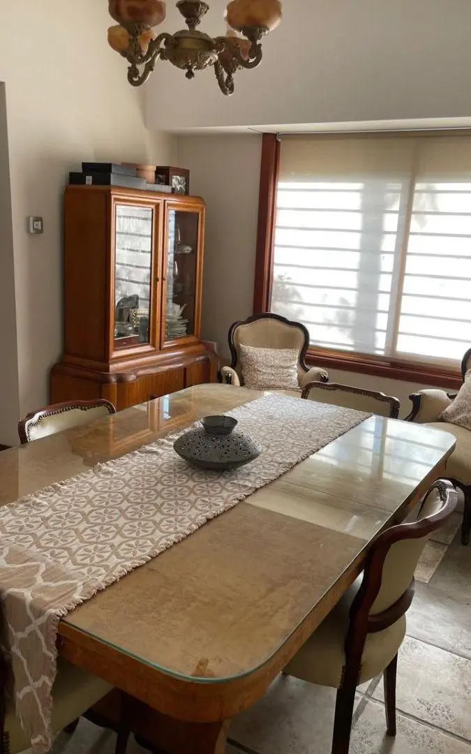 Casa con 216 m² y 3 dormitorios en venta en Parque Bernal 3