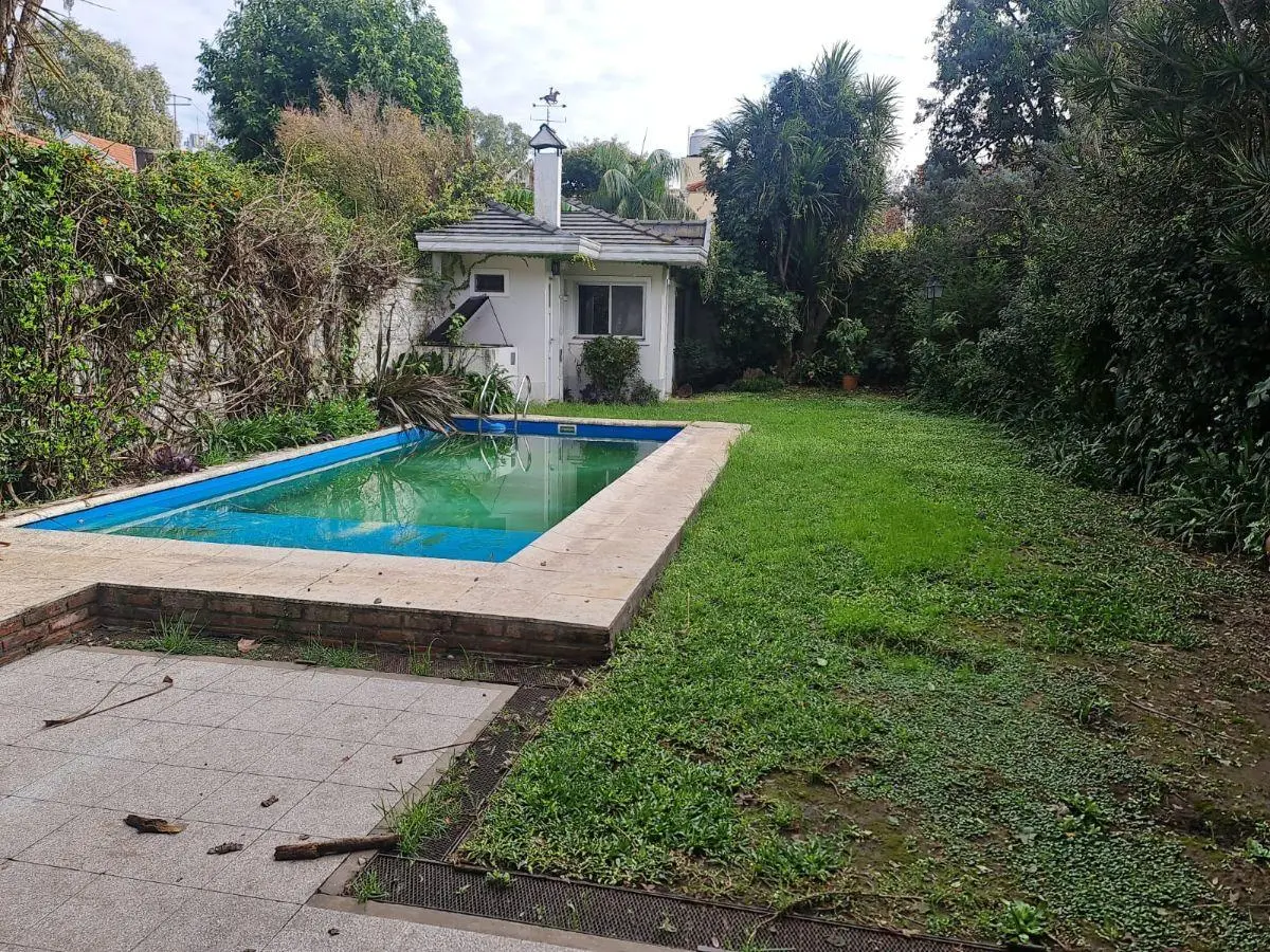 Chalet de 4 ambientes en venta en Parque Bernal 2