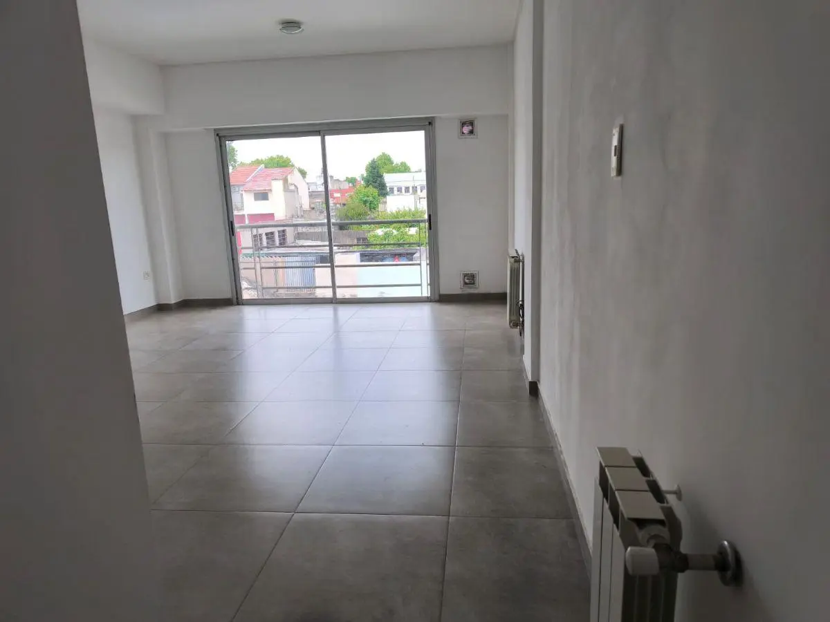 Departamento de 32 m² en alquiler en Villa Cramer 4