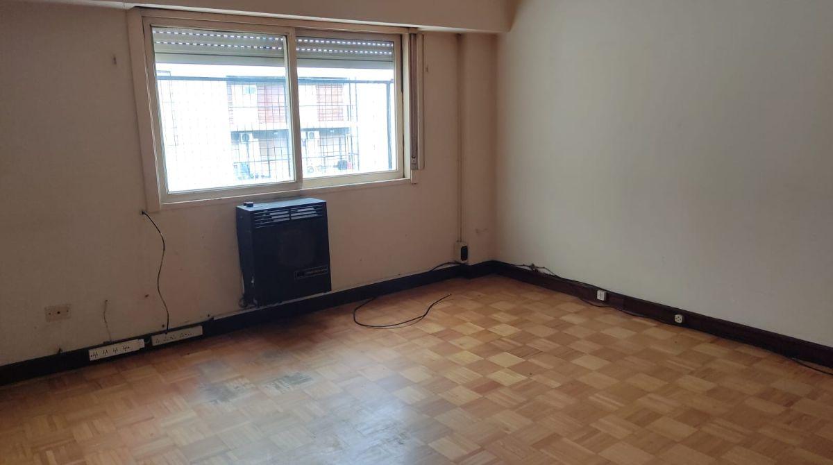 Foto de DEPARTAMENTO EN VENTA DOS AMBIENTES EN QUILMES CENTRO LUMINOSO COCINA, imagen 1