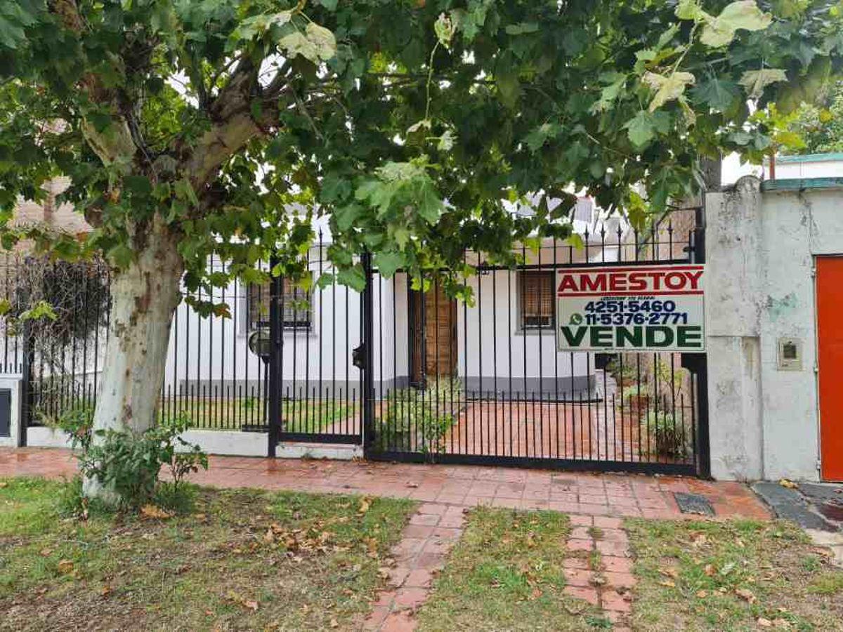 Foto de CASA EN VENTA TRES AMBIENTES ESPACIO LIBRE OPORTUNIDAD EN GRAN, imagen 1