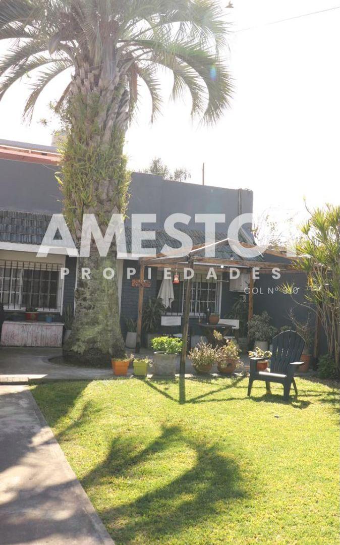Foto de CASA VENTA BARRIO PARQUE BERNAL IMPECABLE TRES DORMITORIOS ESCRITORIO, imagen 3