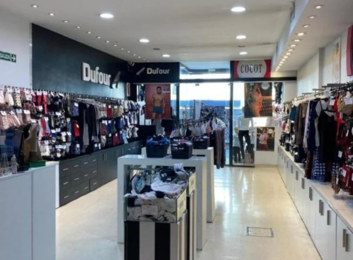 Imperdible local en alquiler en Quilmes Centro sobre peatonal Rivadavia 3