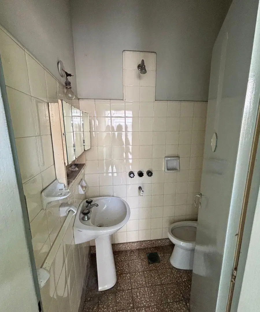 CASA EN VENTA EN BERNAL - APTO CRÉDITO! 2
